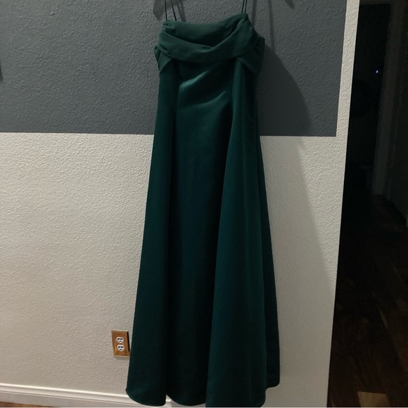 BETSY & ADAM Women's Formal Dress Hunter Green Size 8 - Picture 4 of 10